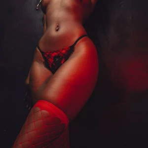 Gloria (REAL PHOTO)